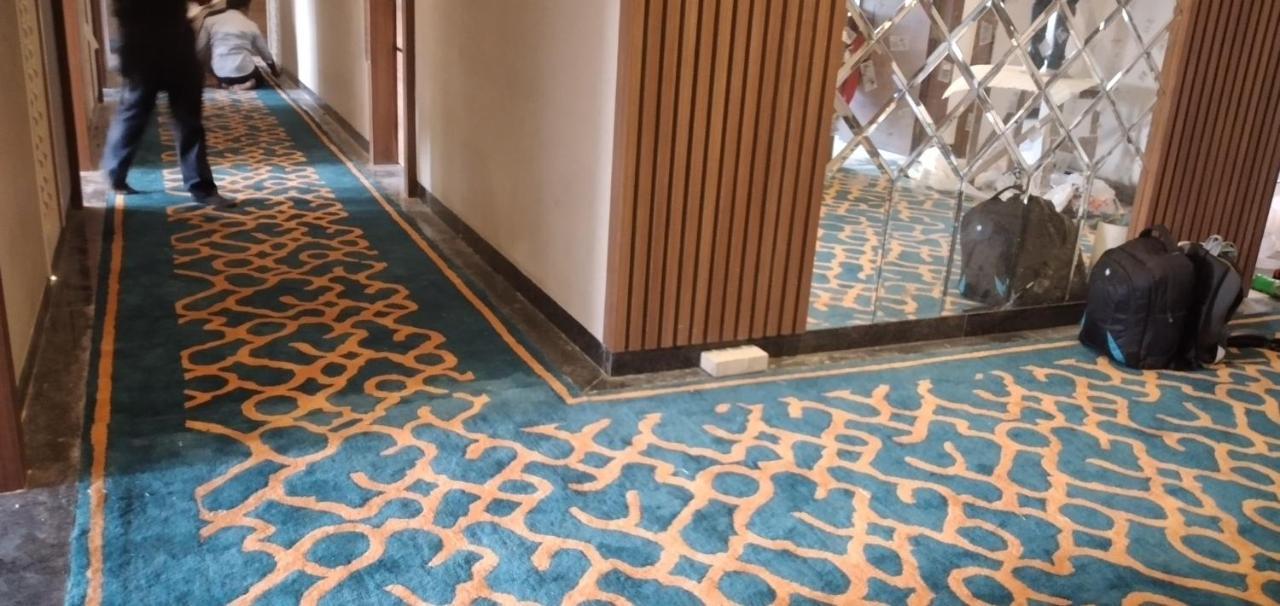 Hotel Four Element Βαρανάσι Εξωτερικό φωτογραφία
