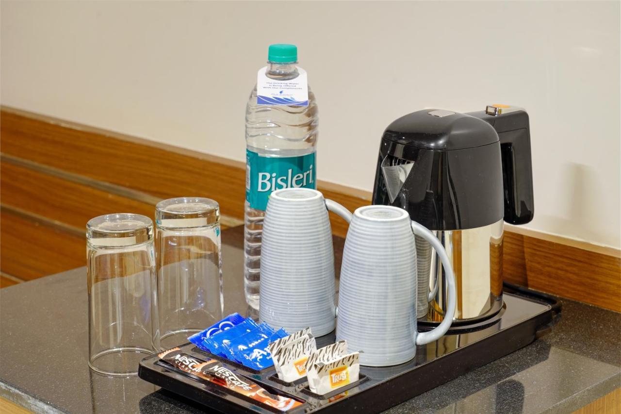 Hotel Four Element Βαρανάσι Εξωτερικό φωτογραφία