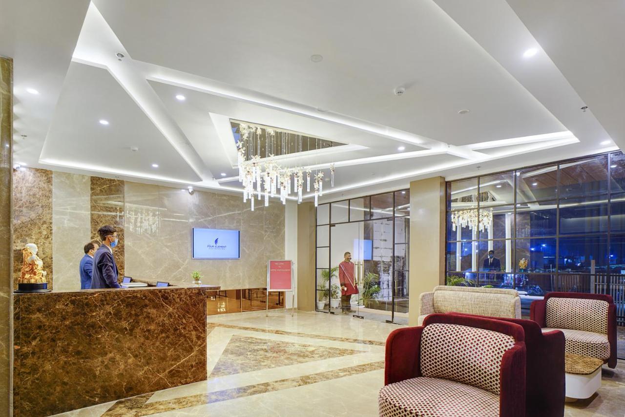 Hotel Four Element Βαρανάσι Εξωτερικό φωτογραφία